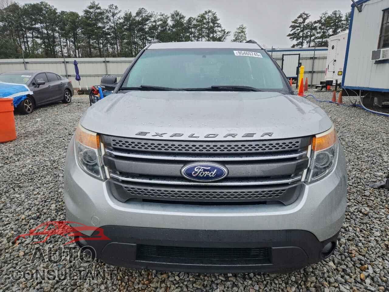 FORD EXPLORER 2015 - 1FM5K7D89FGA12930