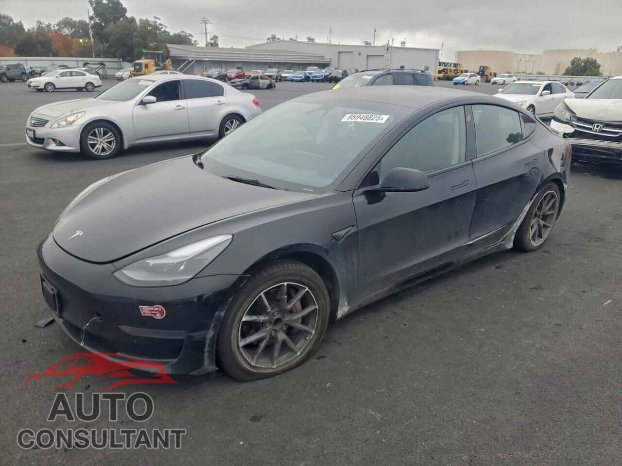 TESLA MODEL 3 2023 - 5YJ3E1EA0PF707875