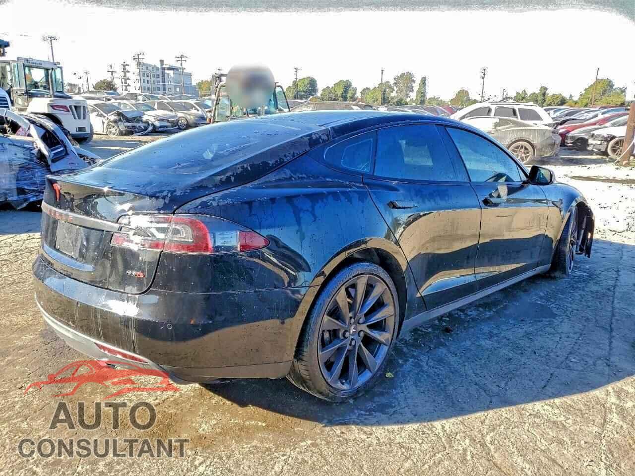 TESLA MODEL S 2015 - 5YJSA1H28FF080949