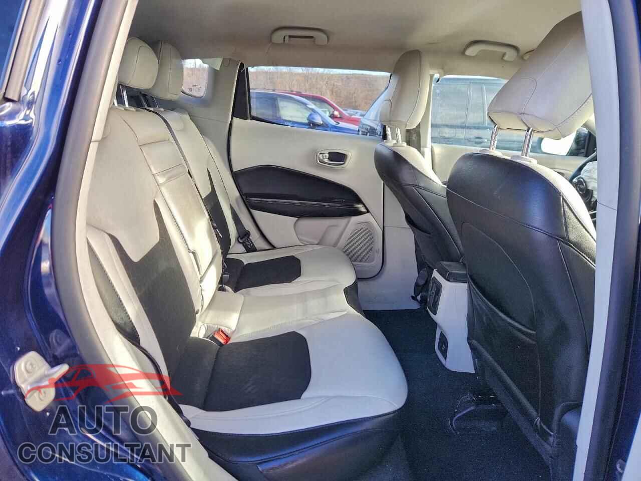 JEEP COMPASS 2018 - 3C4NJDBB3JT282972