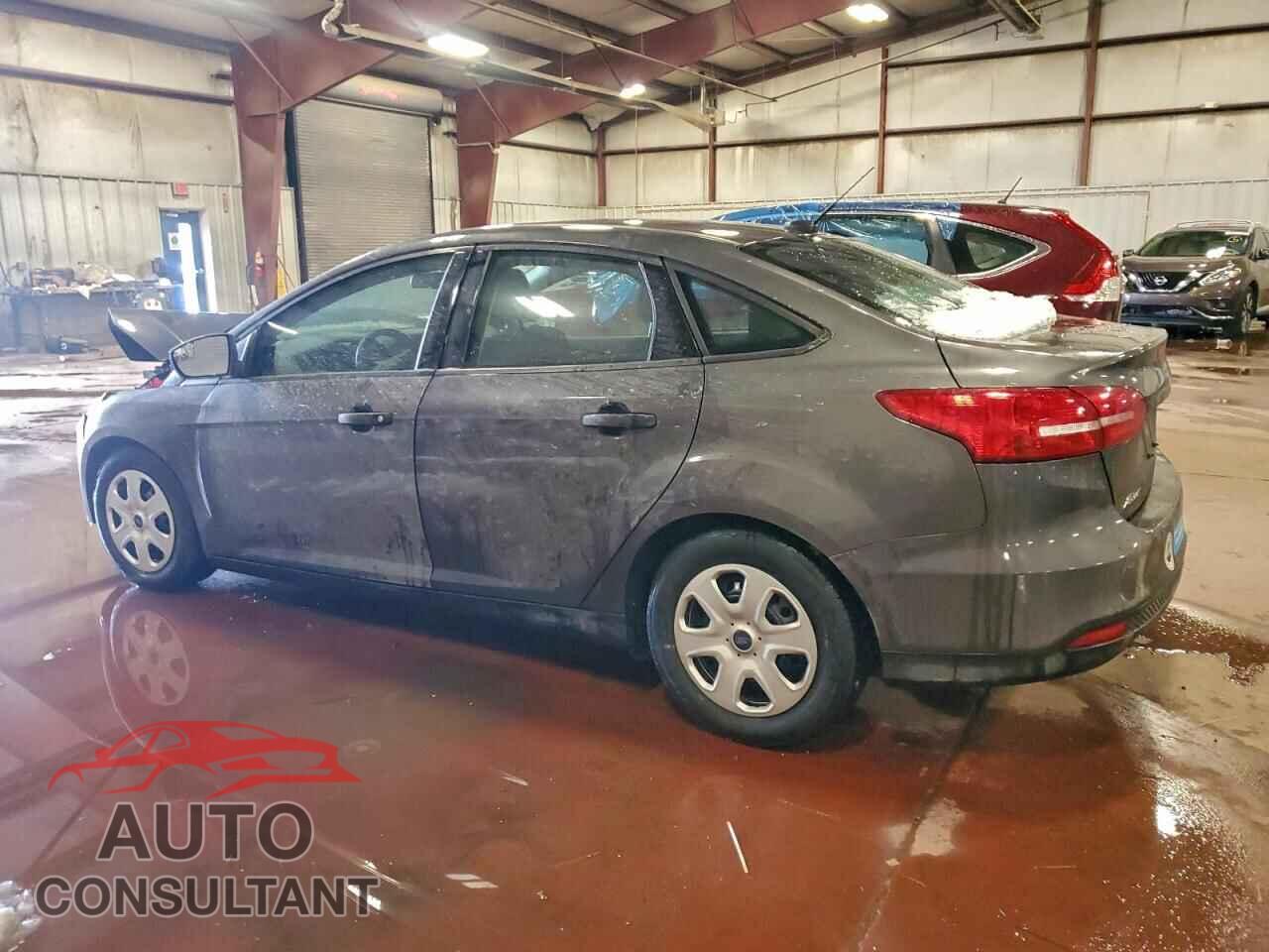 FORD FOCUS 2015 - 1FADP3E20FL313152