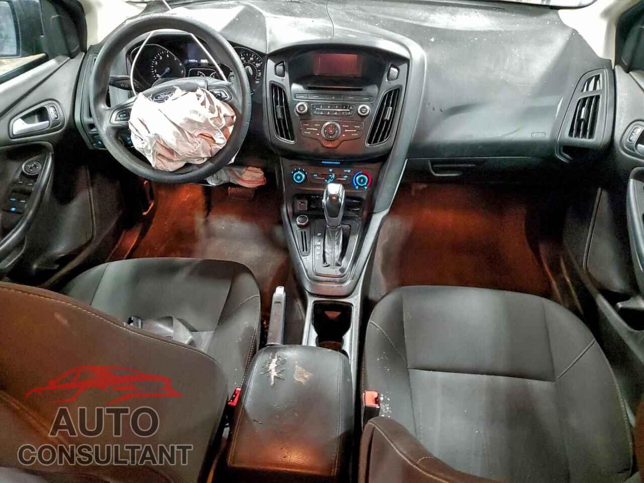 FORD FOCUS 2016 - 1FADP3F26GL391628