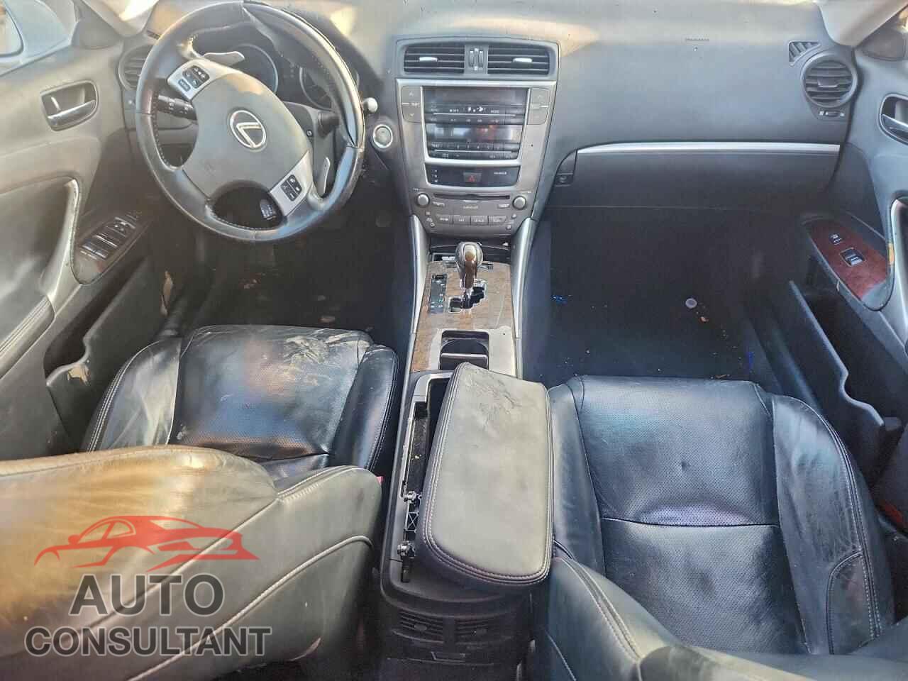 LEXUS IS 2011 - JTHBF5C29B5142255