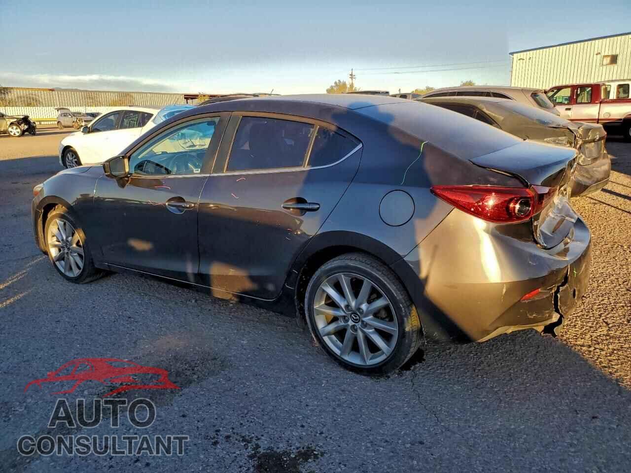 MAZDA 3 2017 - 3MZBN1V79HM121928