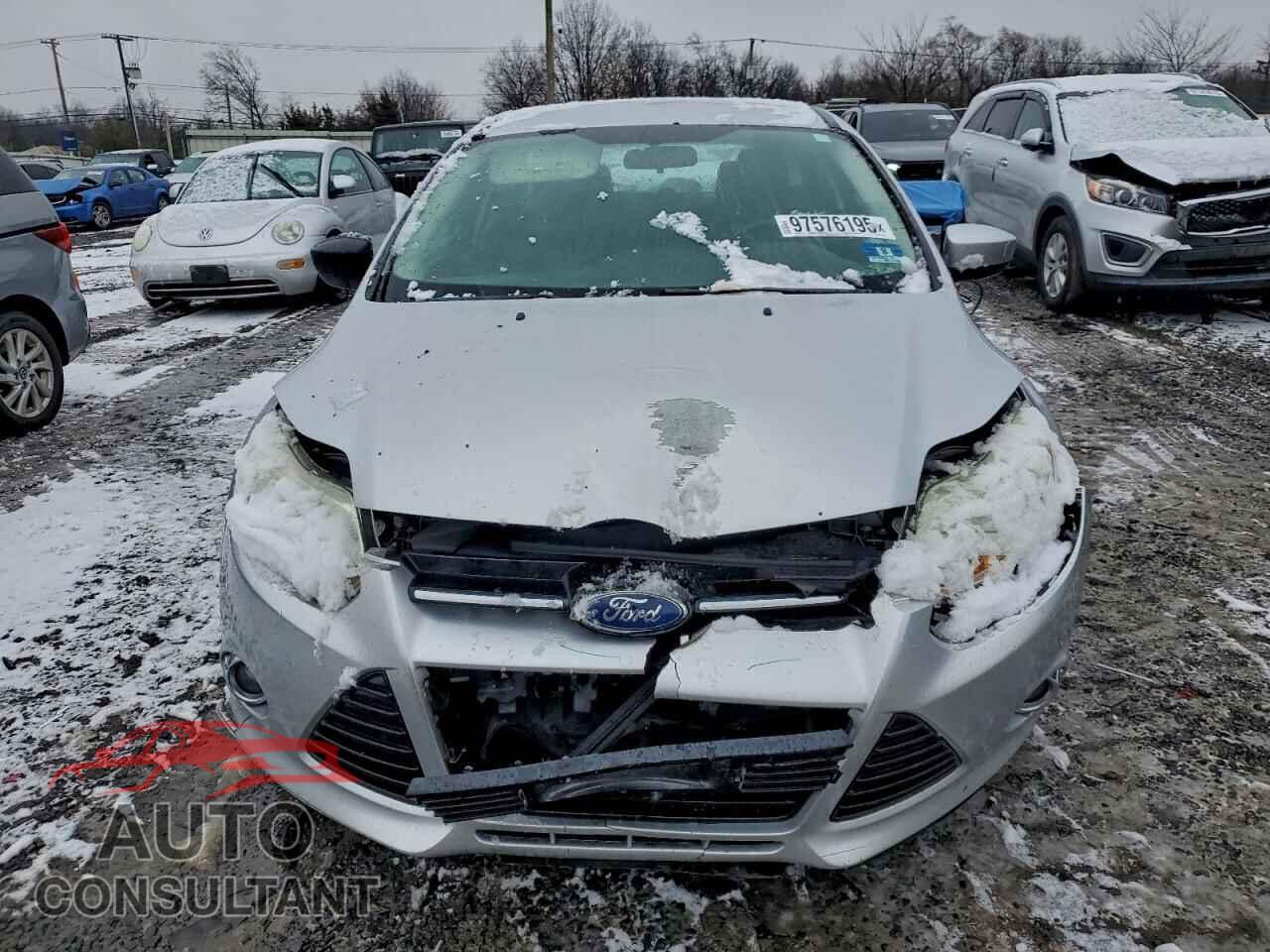 FORD FOCUS 2012 - 1FAHP3K27CL224034