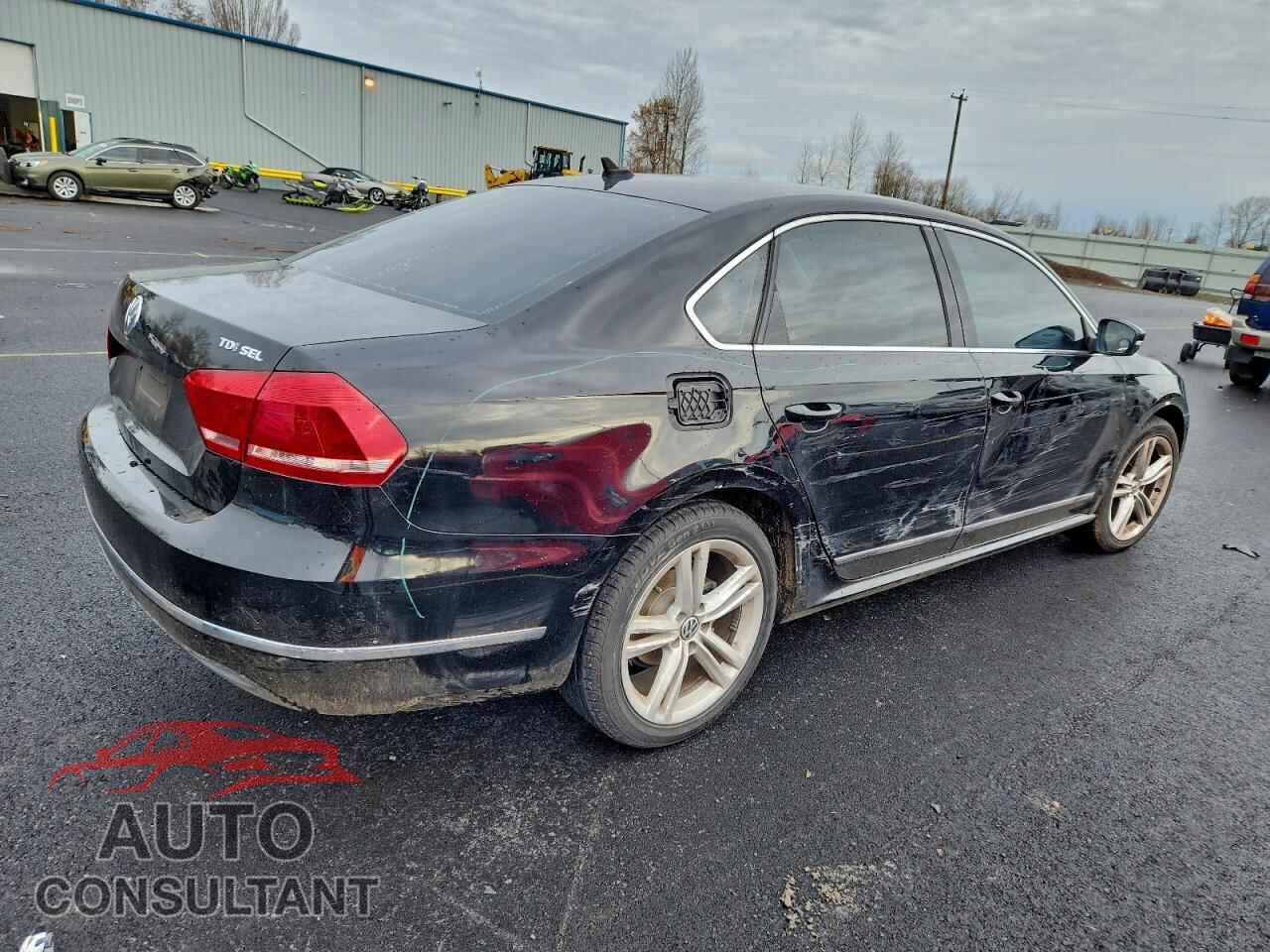 VOLKSWAGEN PASSAT 2013 - 1VWCN7A35DC036199