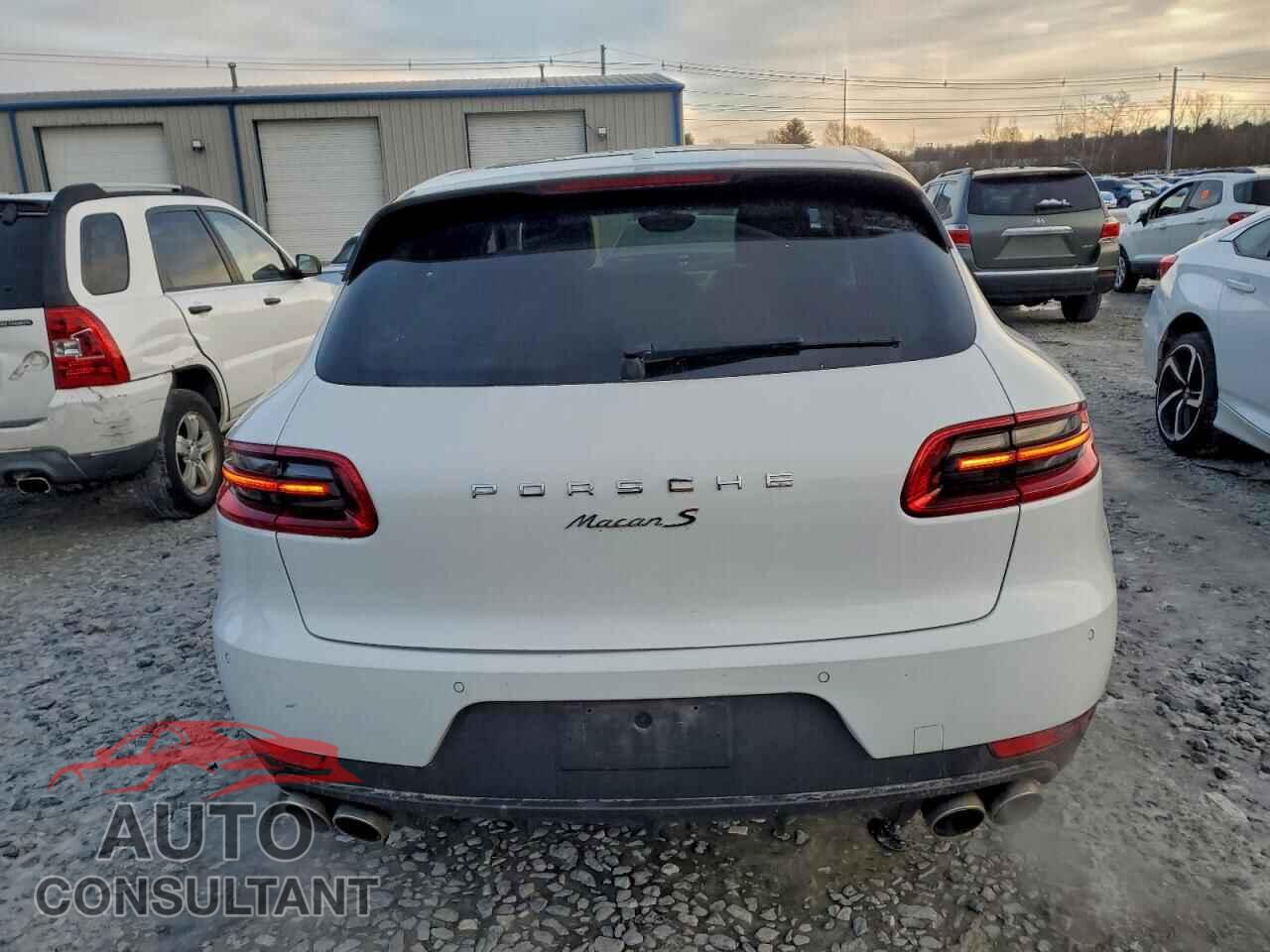 PORSCHE MACAN 2015 - WP1AB2A5XFLB70313