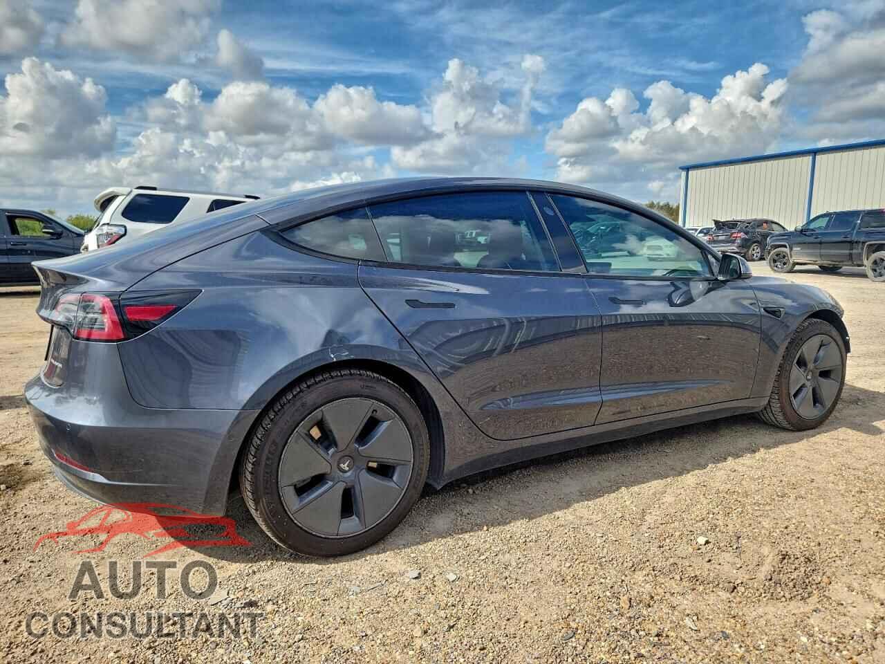 TESLA MODEL 3 2022 - 5YJ3E1EB3NF179996