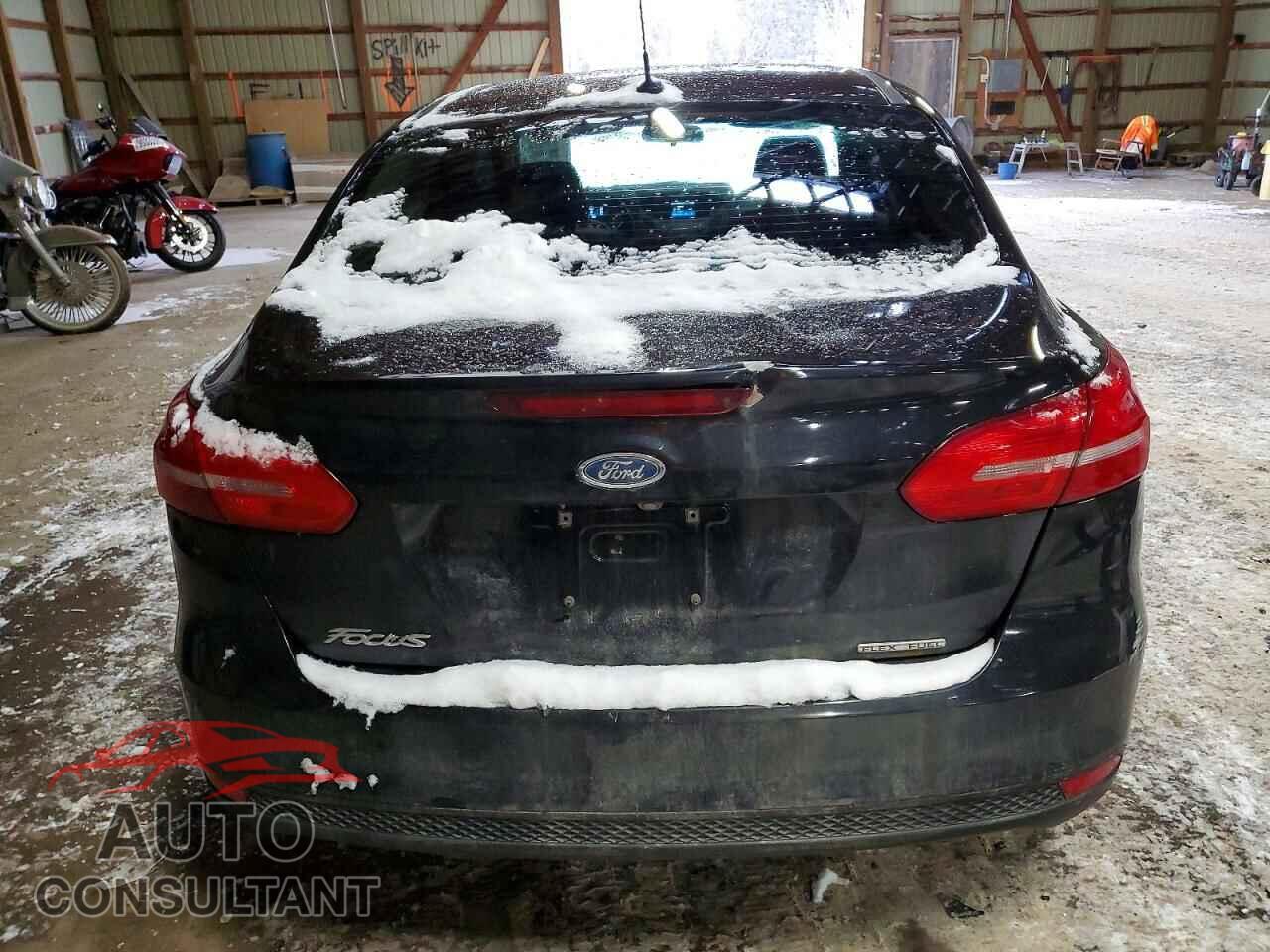 FORD FOCUS 2015 - 1FADP3E28FL290770