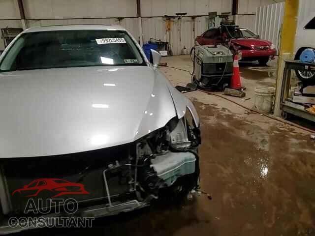 LEXUS IS 2014 - JTHCF1D29E5004666