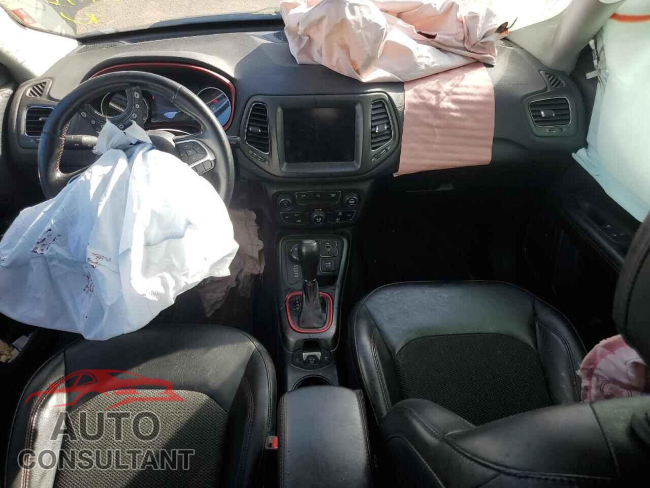 JEEP COMPASS 2019 - 3C4NJDDB3KT737012