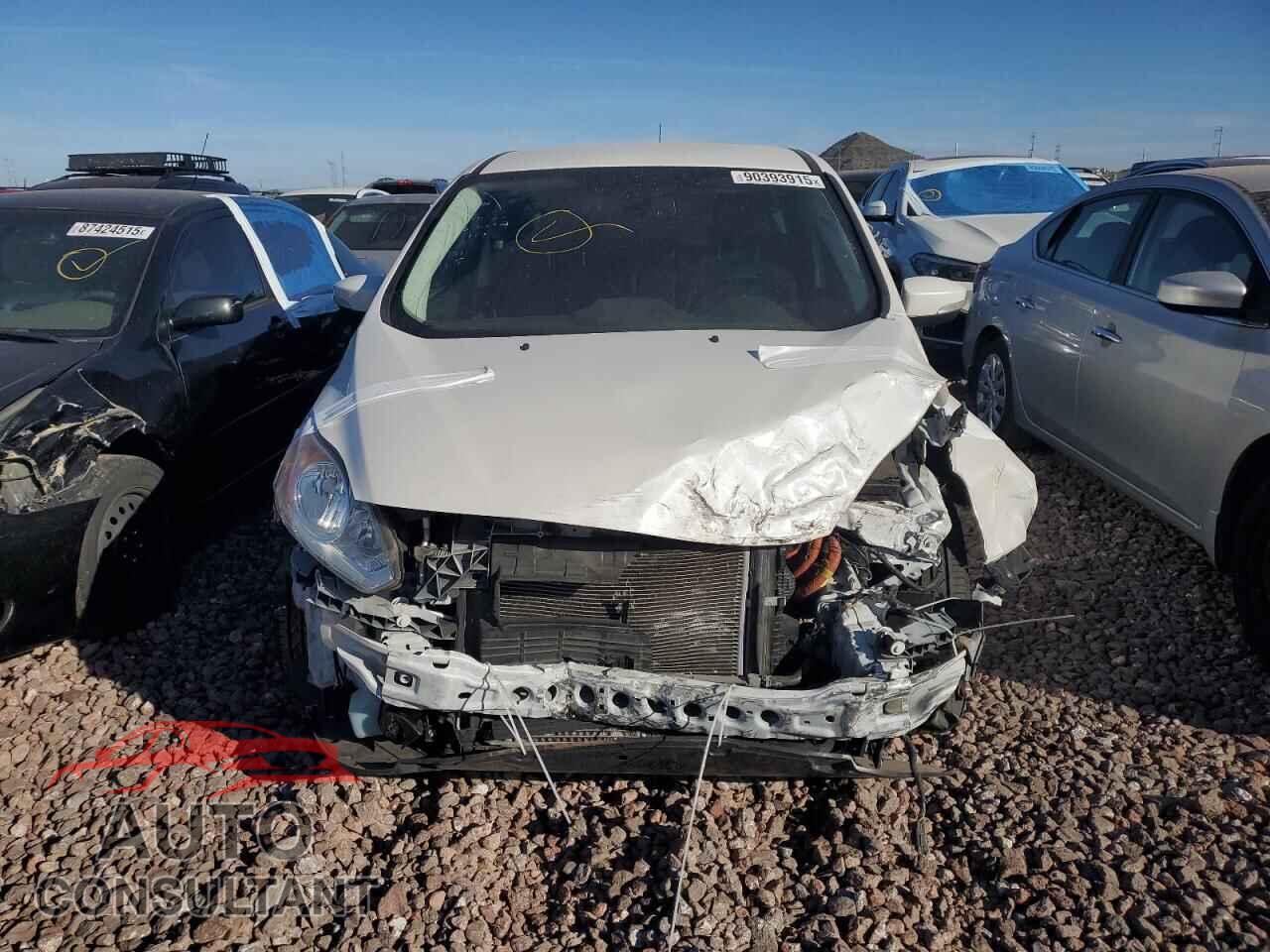 FORD CMAX 2015 - 1FADP5BU5FL112719