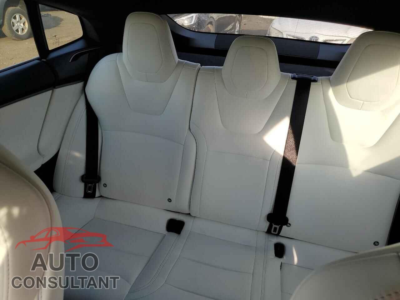 TESLA MODEL S 2019 - 5YJSA1E22KF337229