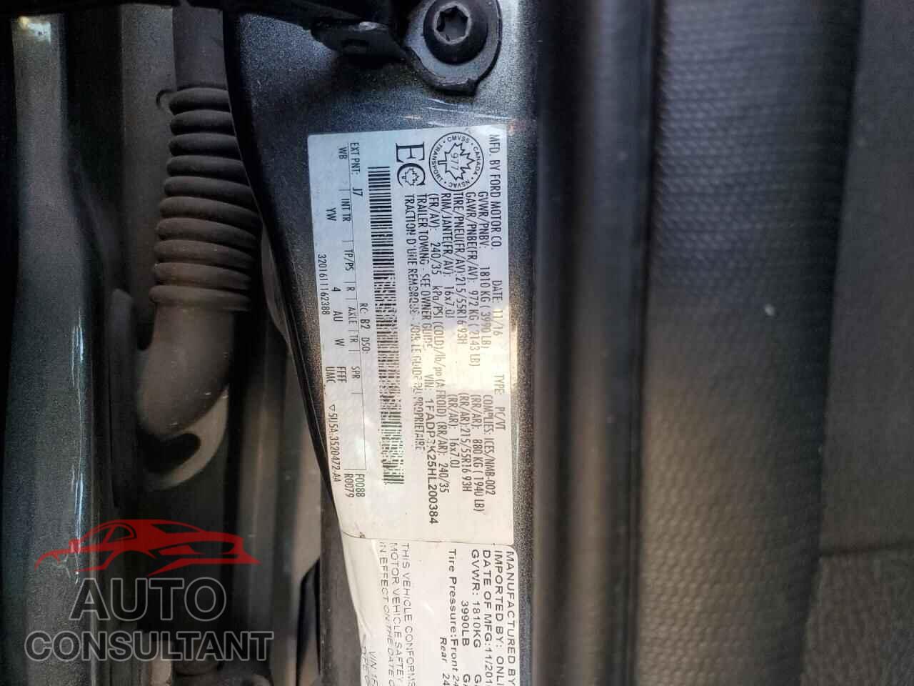 FORD FOCUS 2017 - 1FADP3K25HL200384