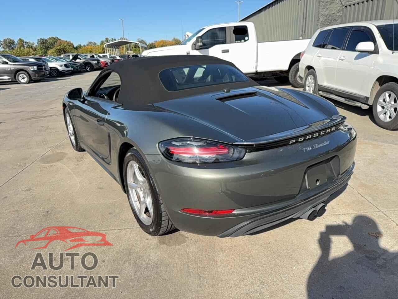PORSCHE BOXSTER 2024 - WP0CA2A8XRK205210