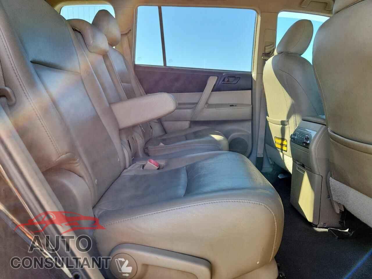 TOYOTA HIGHLANDER 2013 - 5TDZA3EH8DS040866
