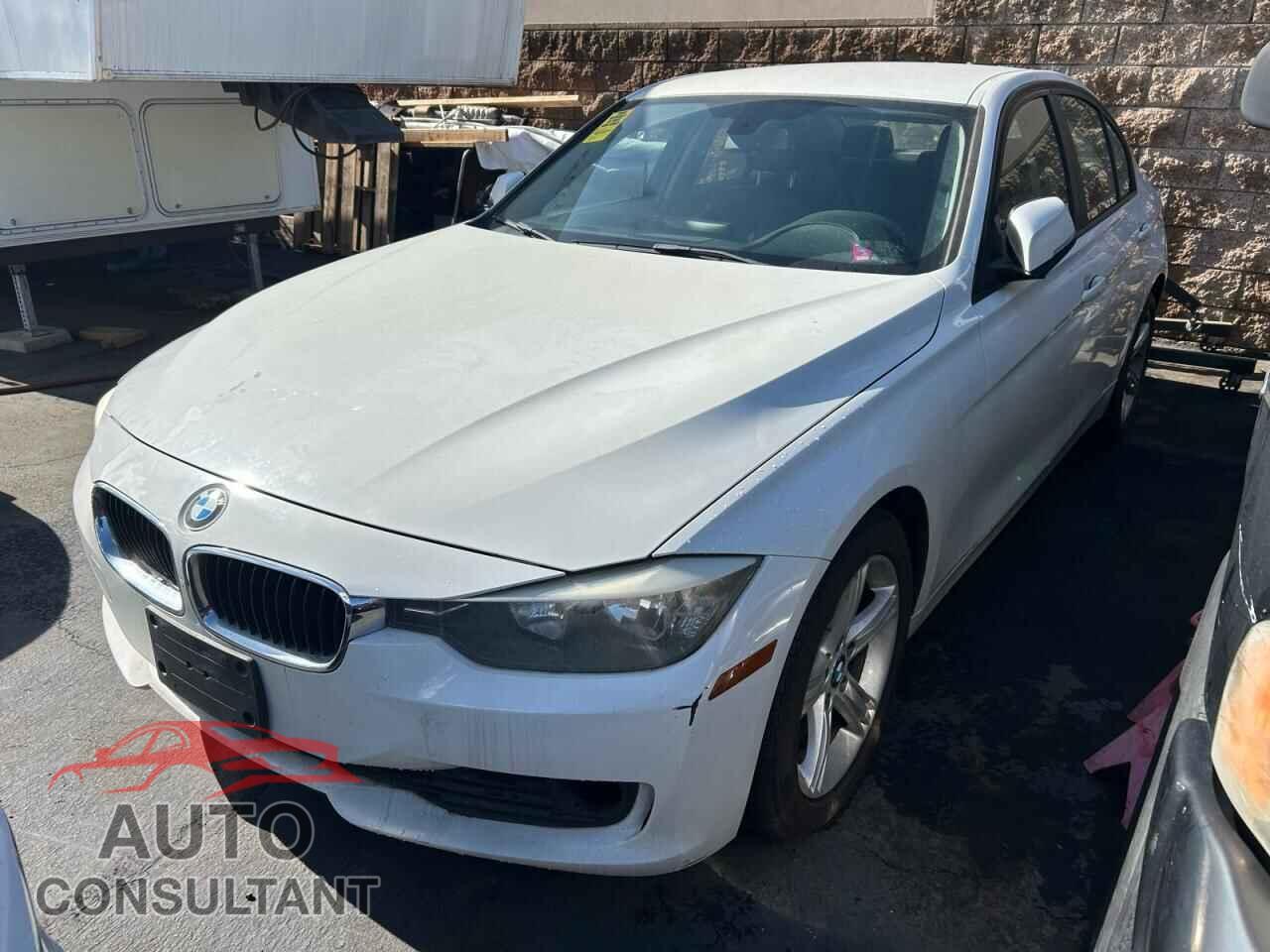 BMW 3 SERIES 2013 - WBA3B1C53DK129183