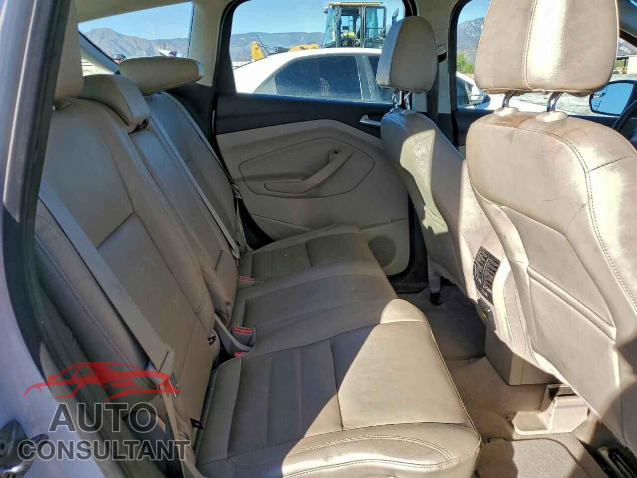 FORD CMAX 2013 - 1FADP5CU7DL539976