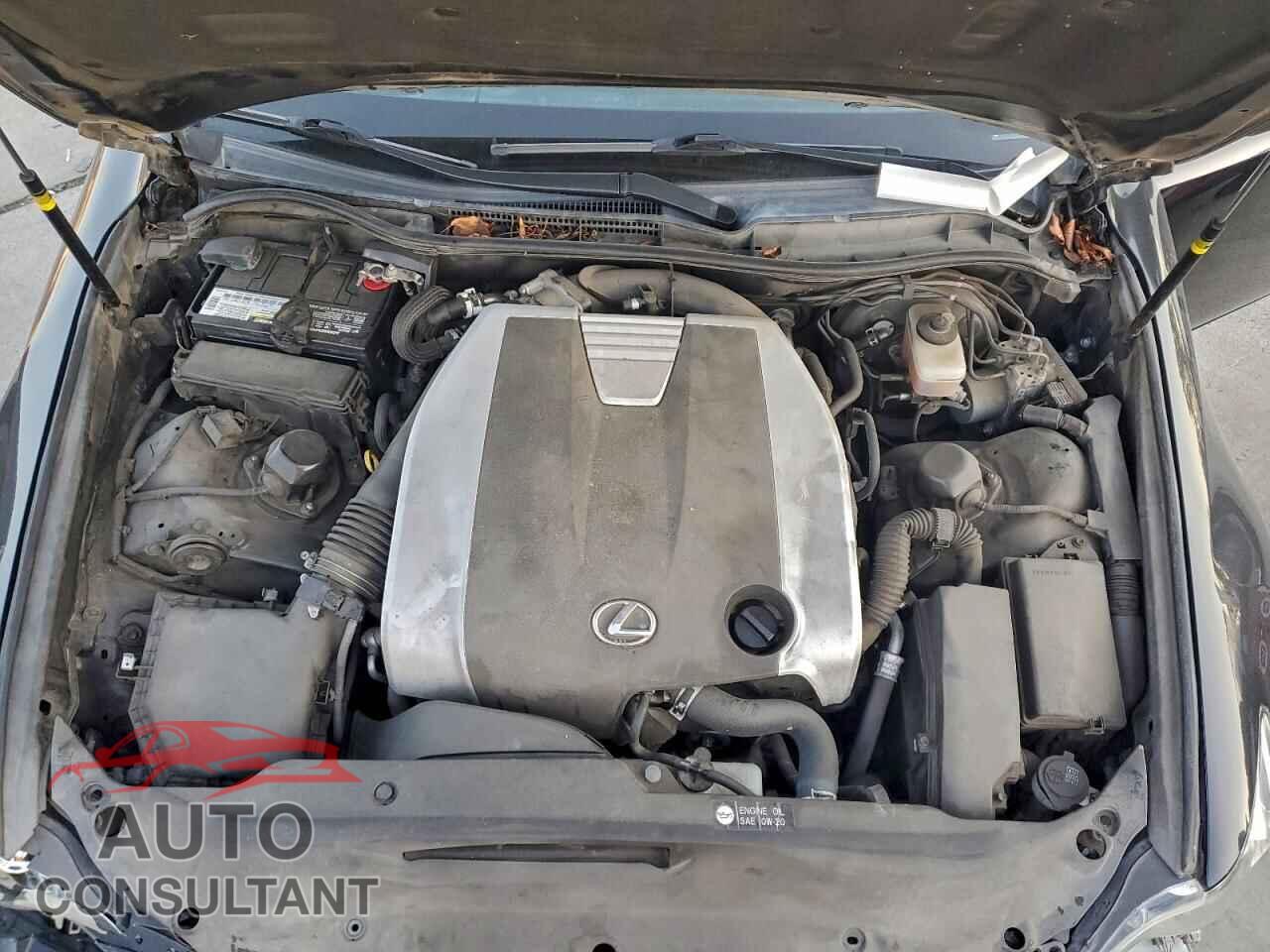 LEXUS IS 2015 - JTHBE1D21F5020103
