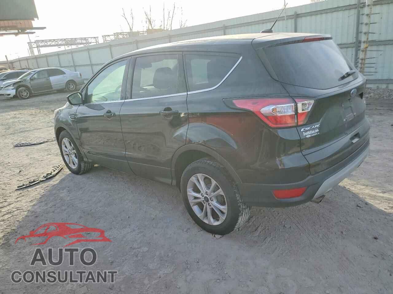 FORD ESCAPE 2017 - 1FMCU0GD6HUC60476