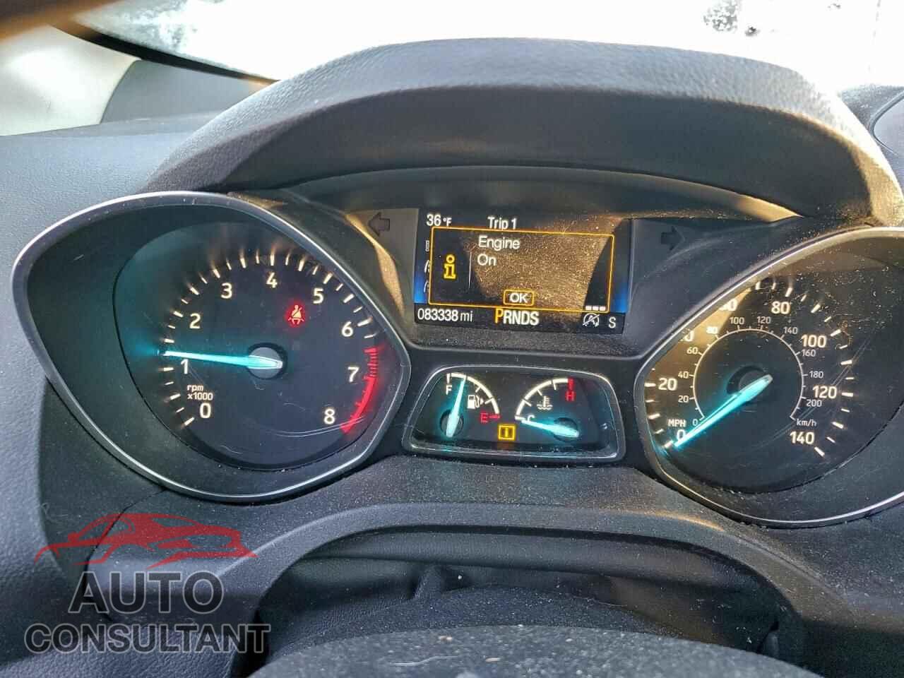 FORD ESCAPE 2017 - 1FMCU9GD3HUD84905