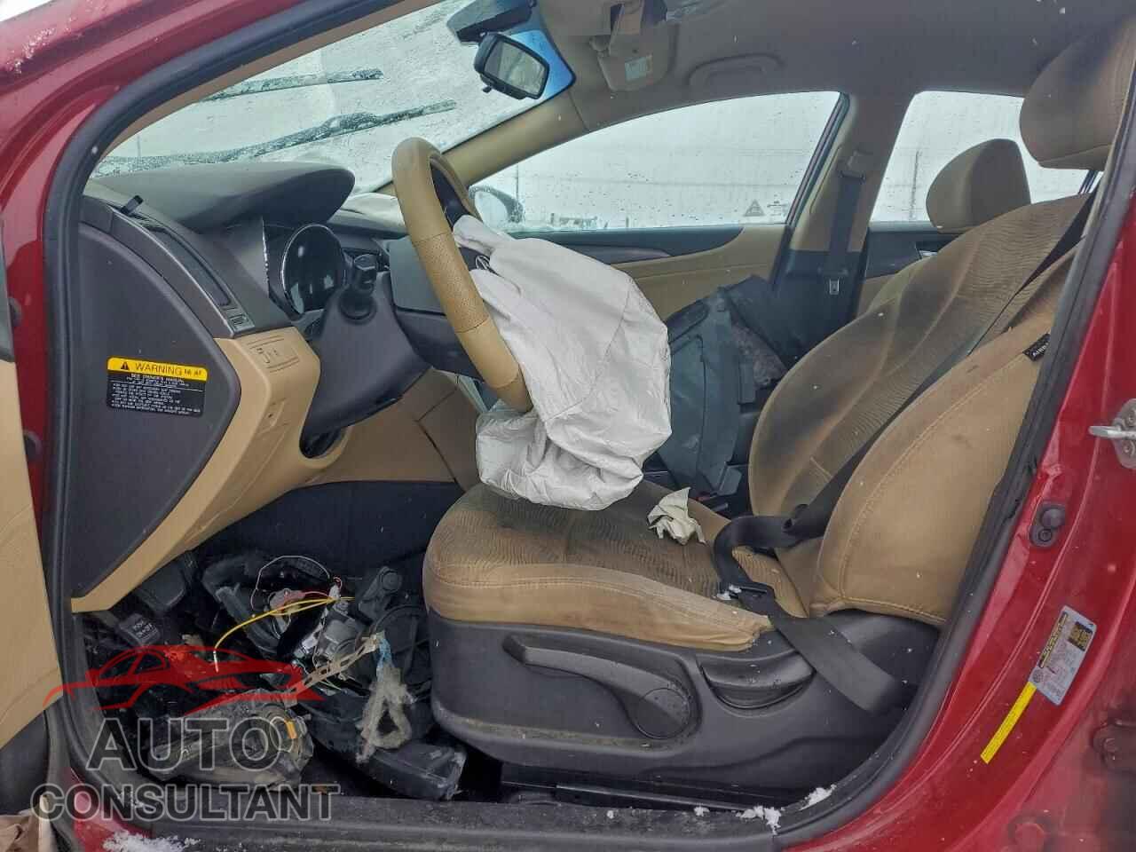 HYUNDAI SONATA 2013 - KMHEC4A42DA066423
