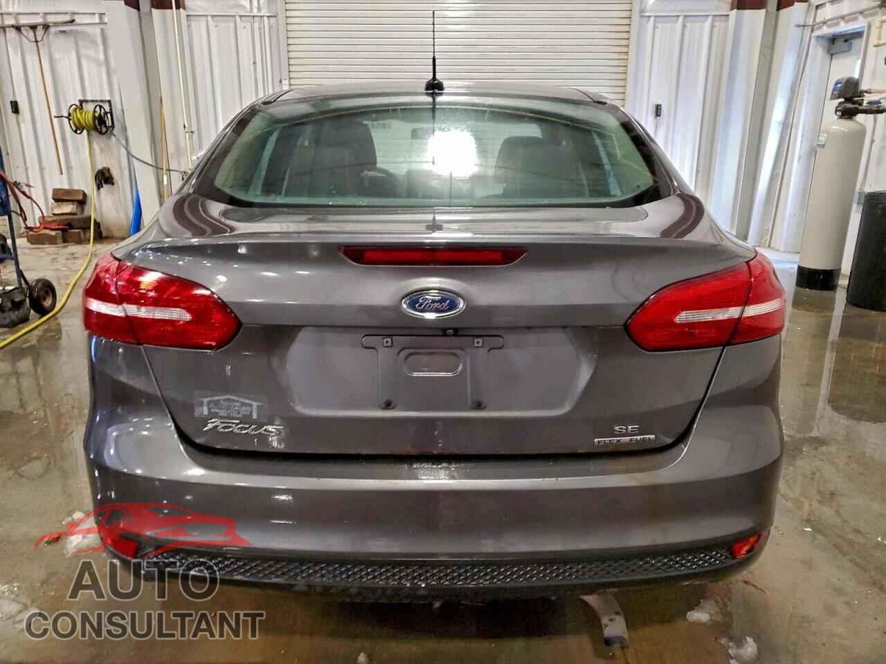FORD FOCUS 2016 - 1FADP3F28GL372580
