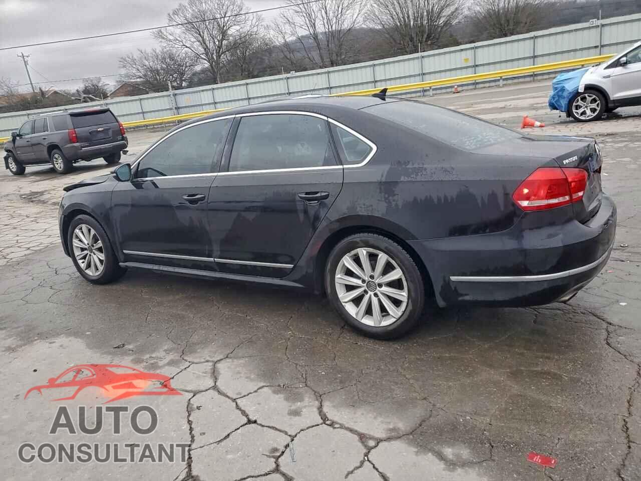 VOLKSWAGEN PASSAT 2012 - 1VWCP7A33CC005381