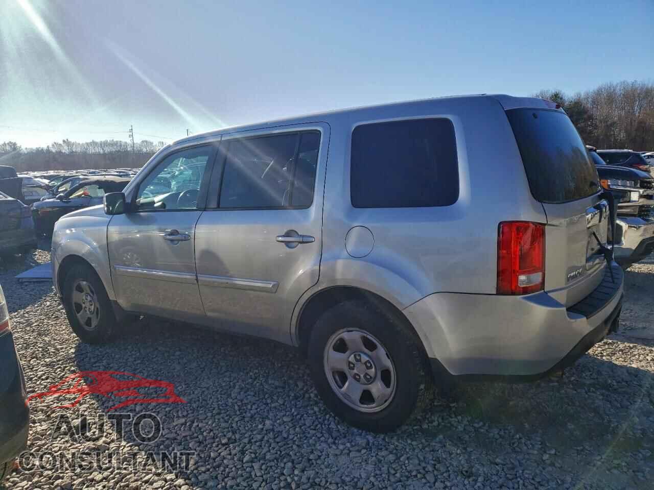 HONDA PILOT 2014 - 5FNYF4H28EB011299