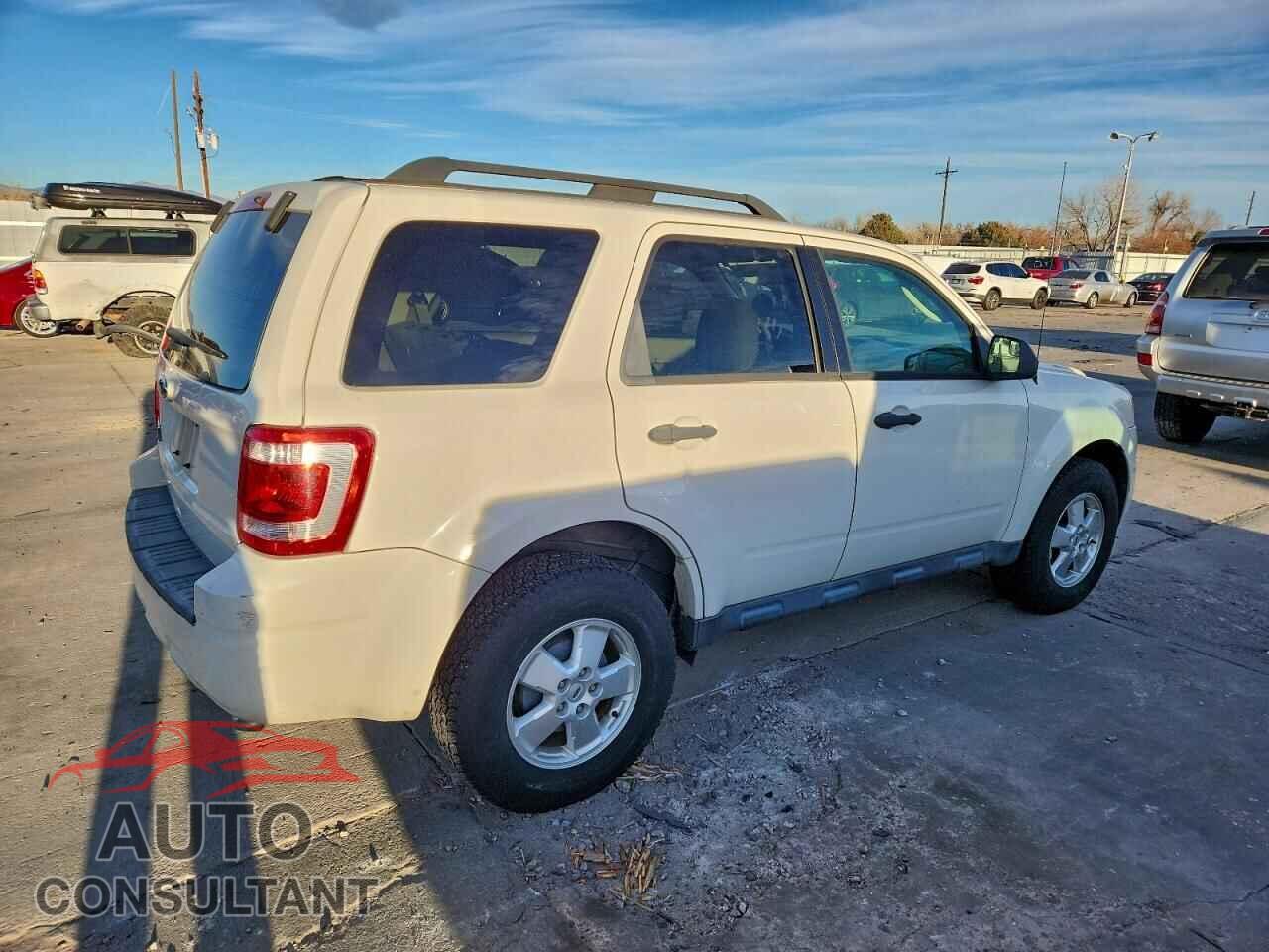 FORD ESCAPE 2012 - 1FMCU0D77CKC18272