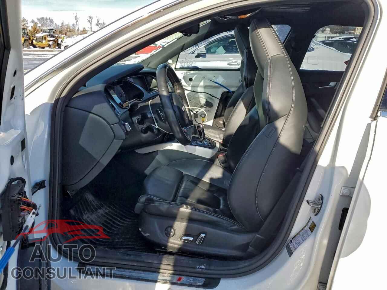 AUDI S4/RS4 2013 - WAUBGAFL4DA155482