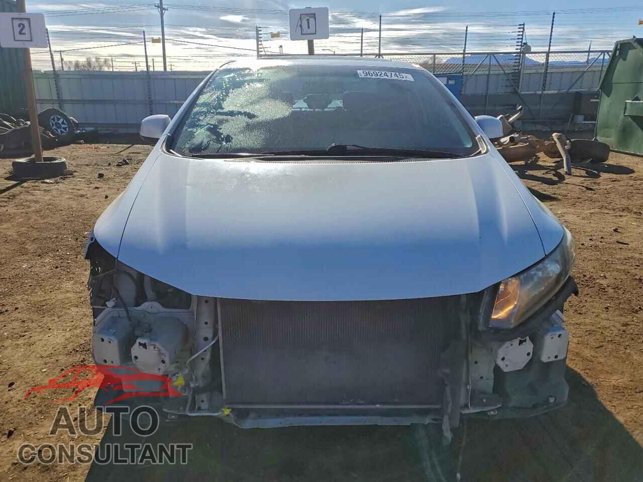 HONDA CIVIC 2013 - 19XFB2F96DE005755