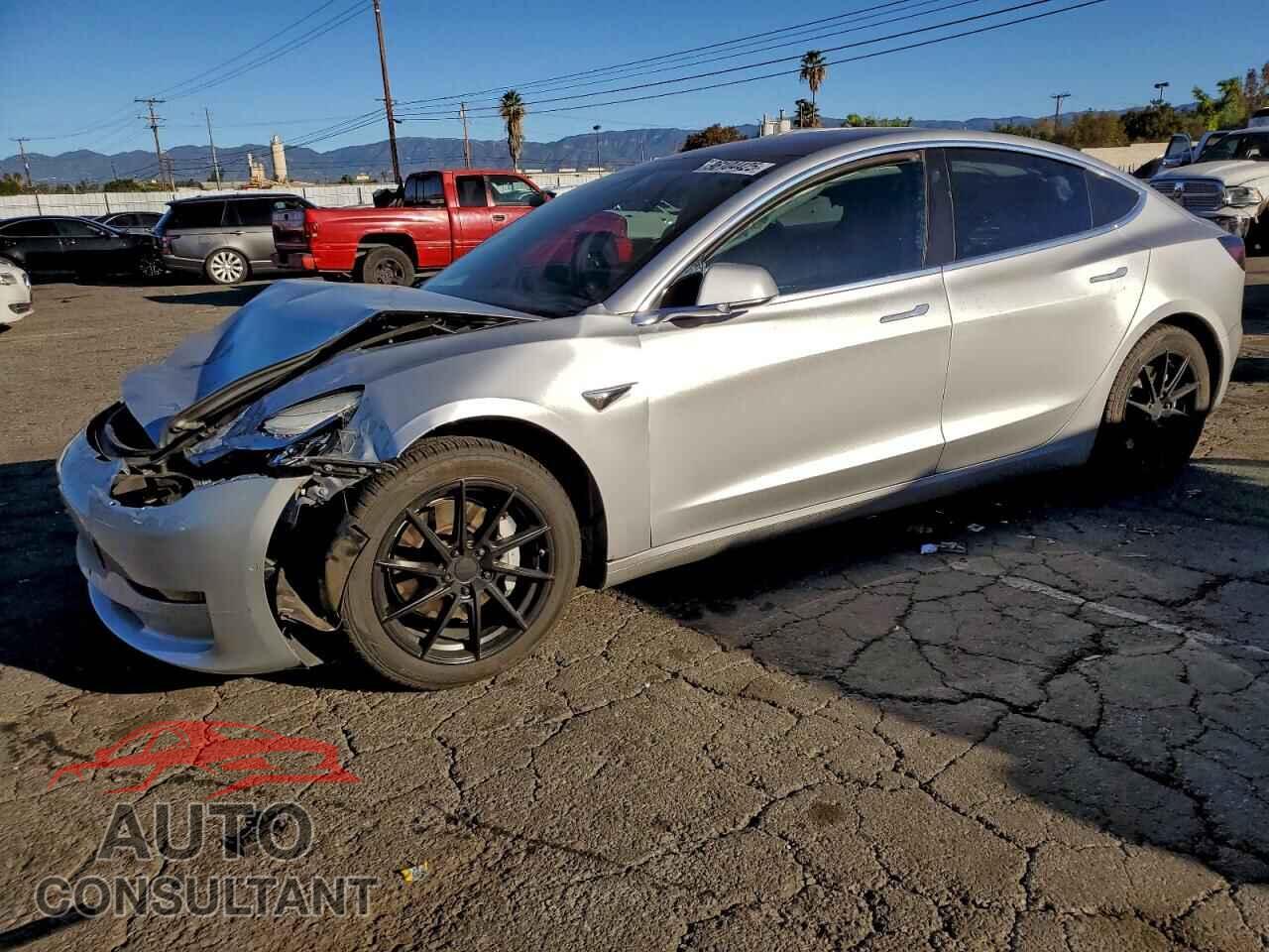 TESLA MODEL 3 2018 - 5YJ3E1EA7JF060723