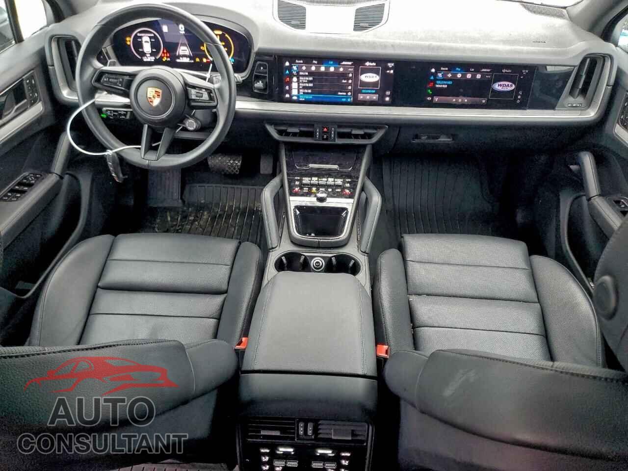 PORSCHE CAYENNE 2024 - WP1AA2AY0RDA09383
