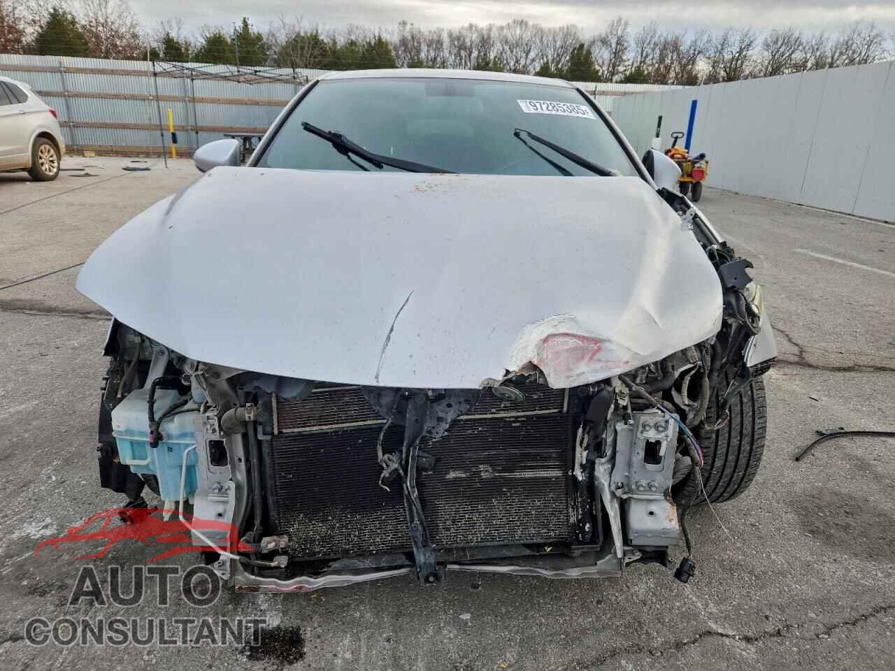 LEXUS CT 200 2012 - JTHKD5BH3C2055448