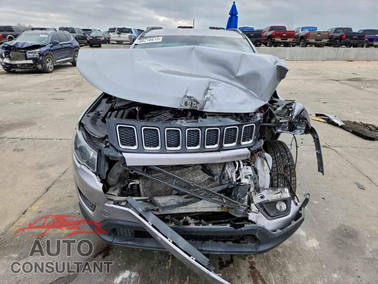 JEEP COMPASS 2018 - 3C4NJDBB0JT282489