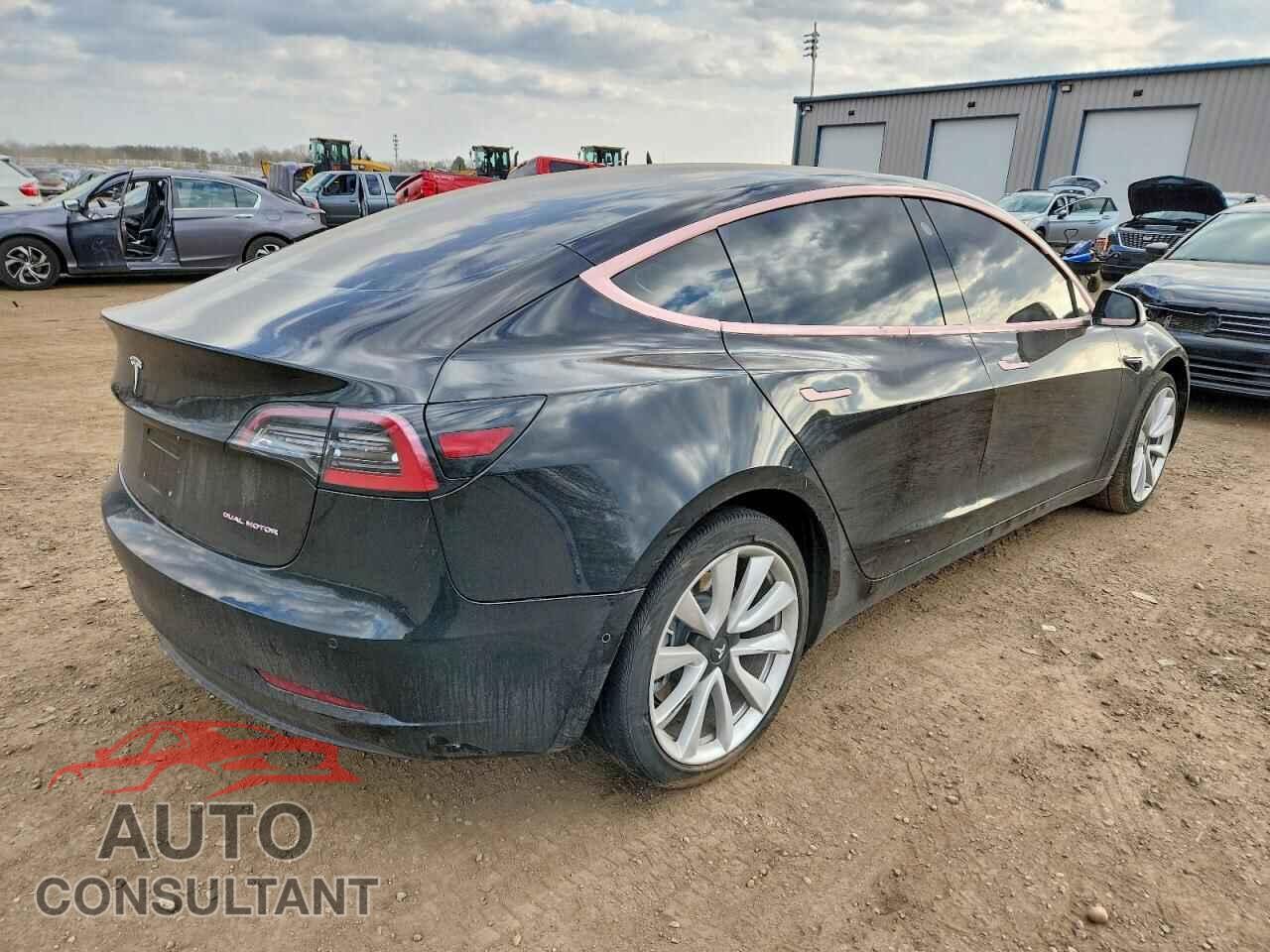 TESLA MODEL 3 2018 - 5YJ3E1EB6JF135761