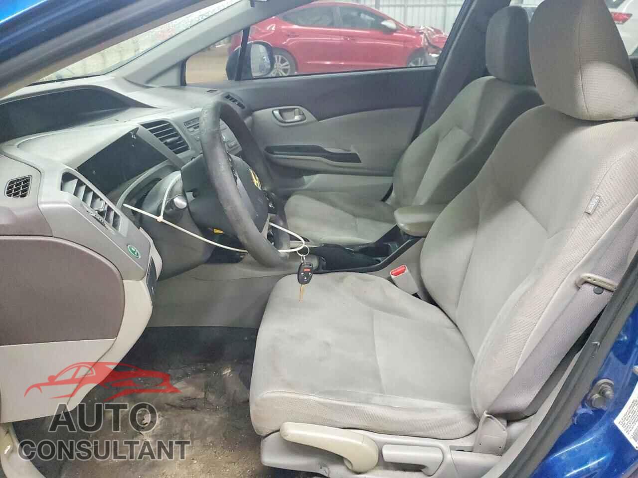 HONDA CIVIC 2012 - 2HGFB2F52CH538610