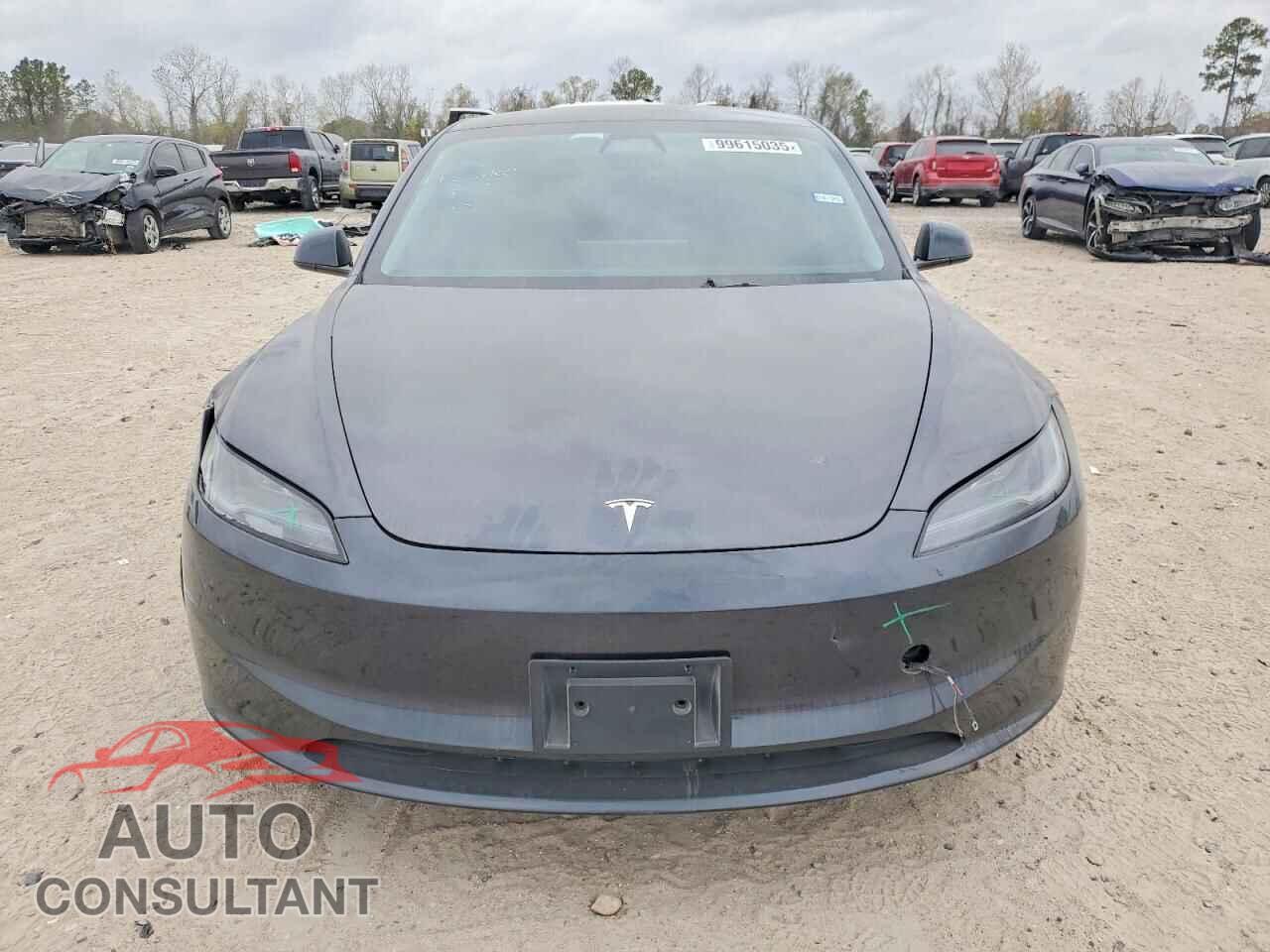 TESLA MODEL 3 2024 - 5YJ3E1EA3RF739450