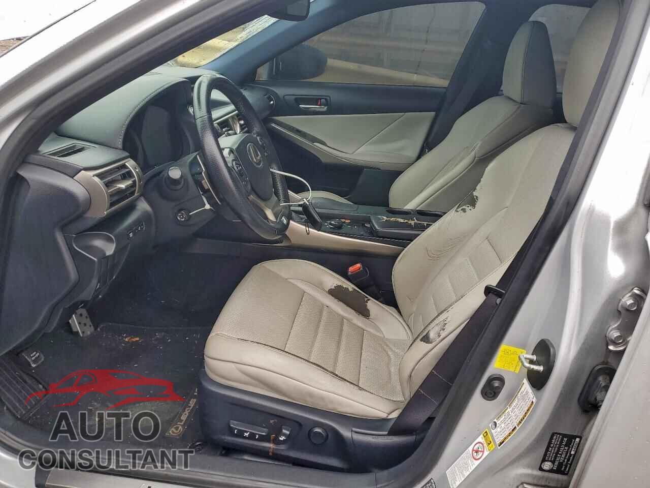 LEXUS IS 2014 - JTHBE1D27E5009380