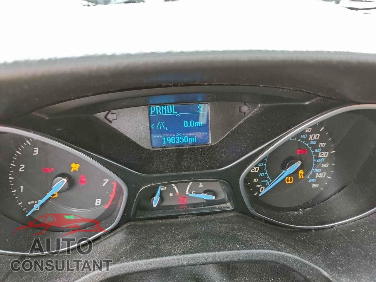 FORD FOCUS 2012 - 1FAHP3F21CL318422
