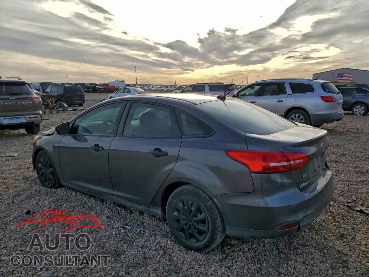 FORD FOCUS 2015 - 1FADP3E20FL254992