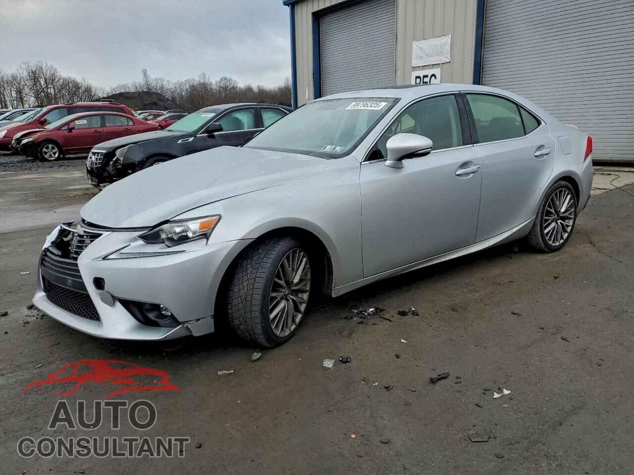 LEXUS IS 2016 - JTHCM1D24G5008732