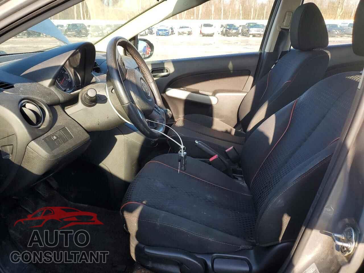 MAZDA 2 2014 - JM1DE1LZ9E0171176