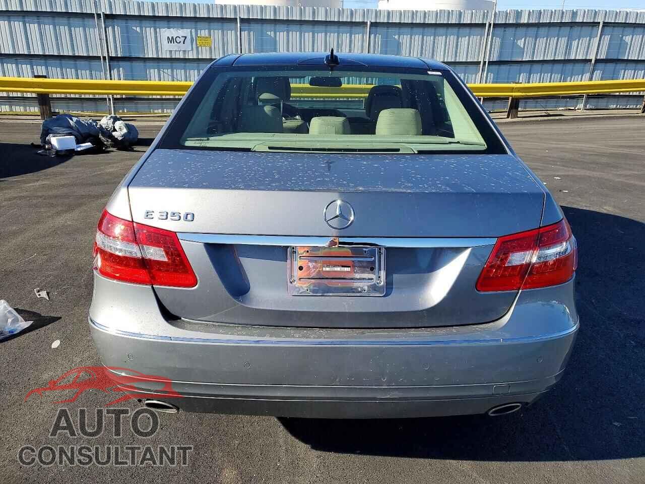MERCEDES-BENZ E-CLASS 2012 - WDDHF5KB9CA555191