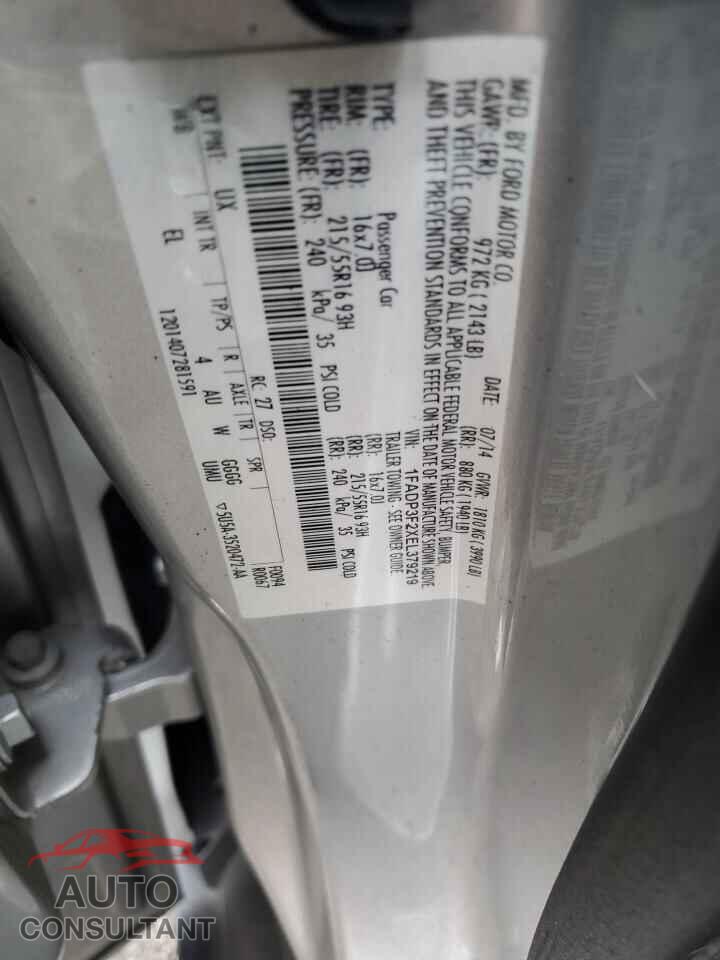 FORD FOCUS 2014 - 1FADP3F2XEL379219