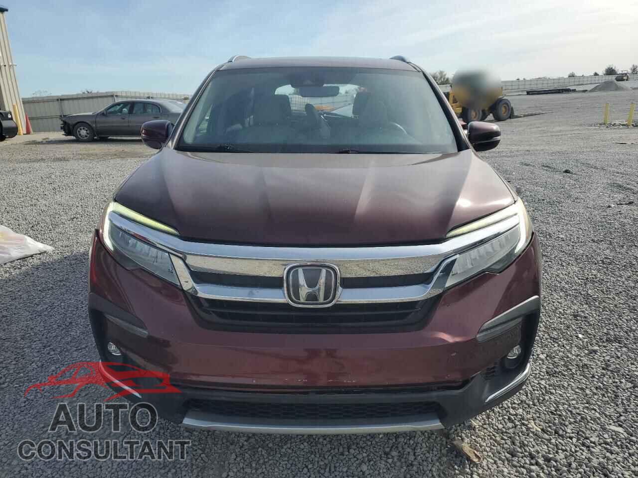 HONDA PILOT 2019 - 5FNYF5H63KB008136