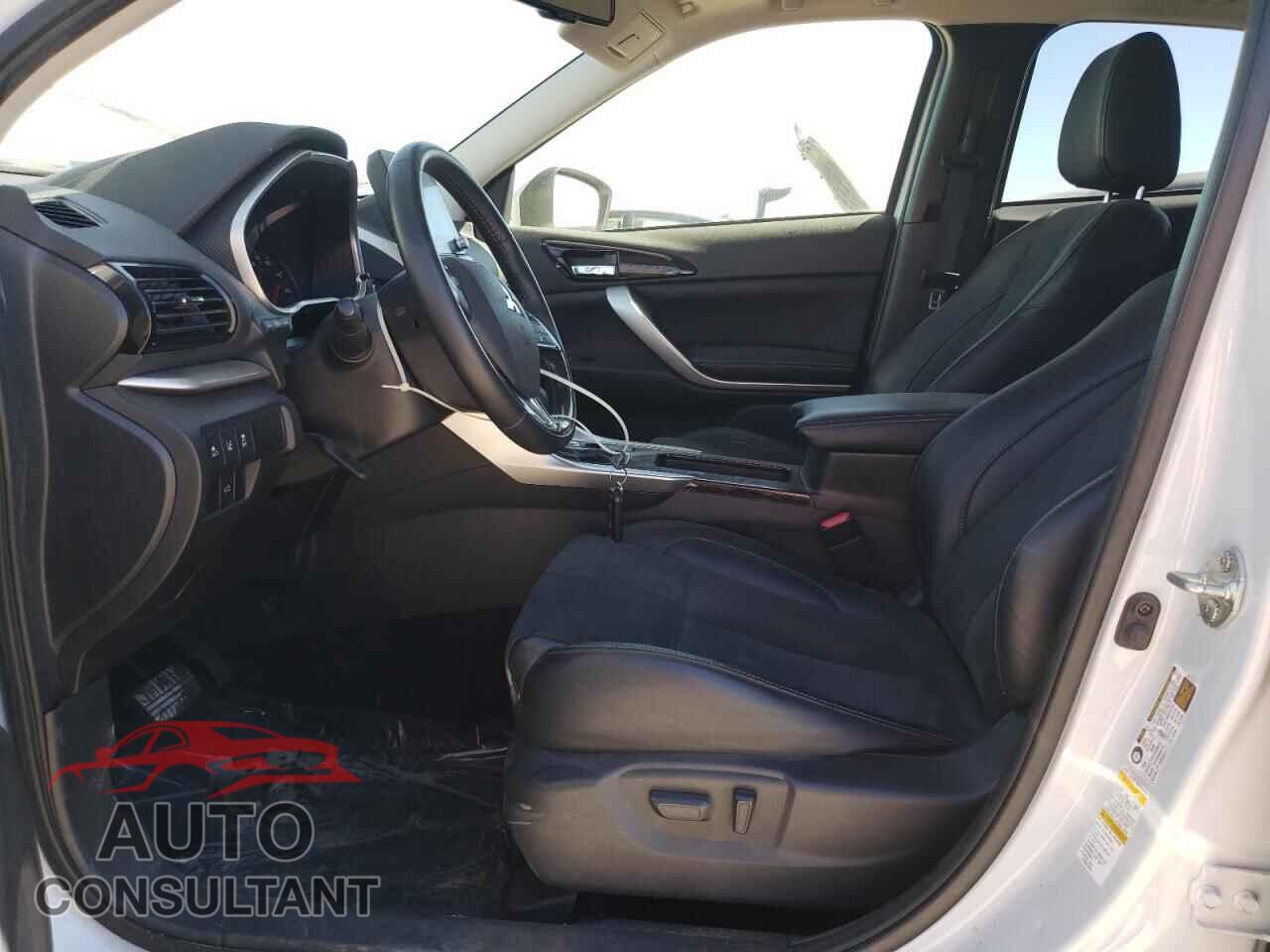 MITSUBISHI ECLIPSE 2024 - JA4ATWAA9RZ000863