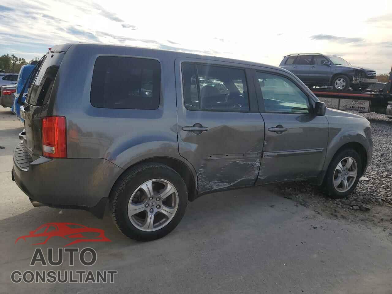 HONDA PILOT 2013 - 5FNYF4H50DB073367