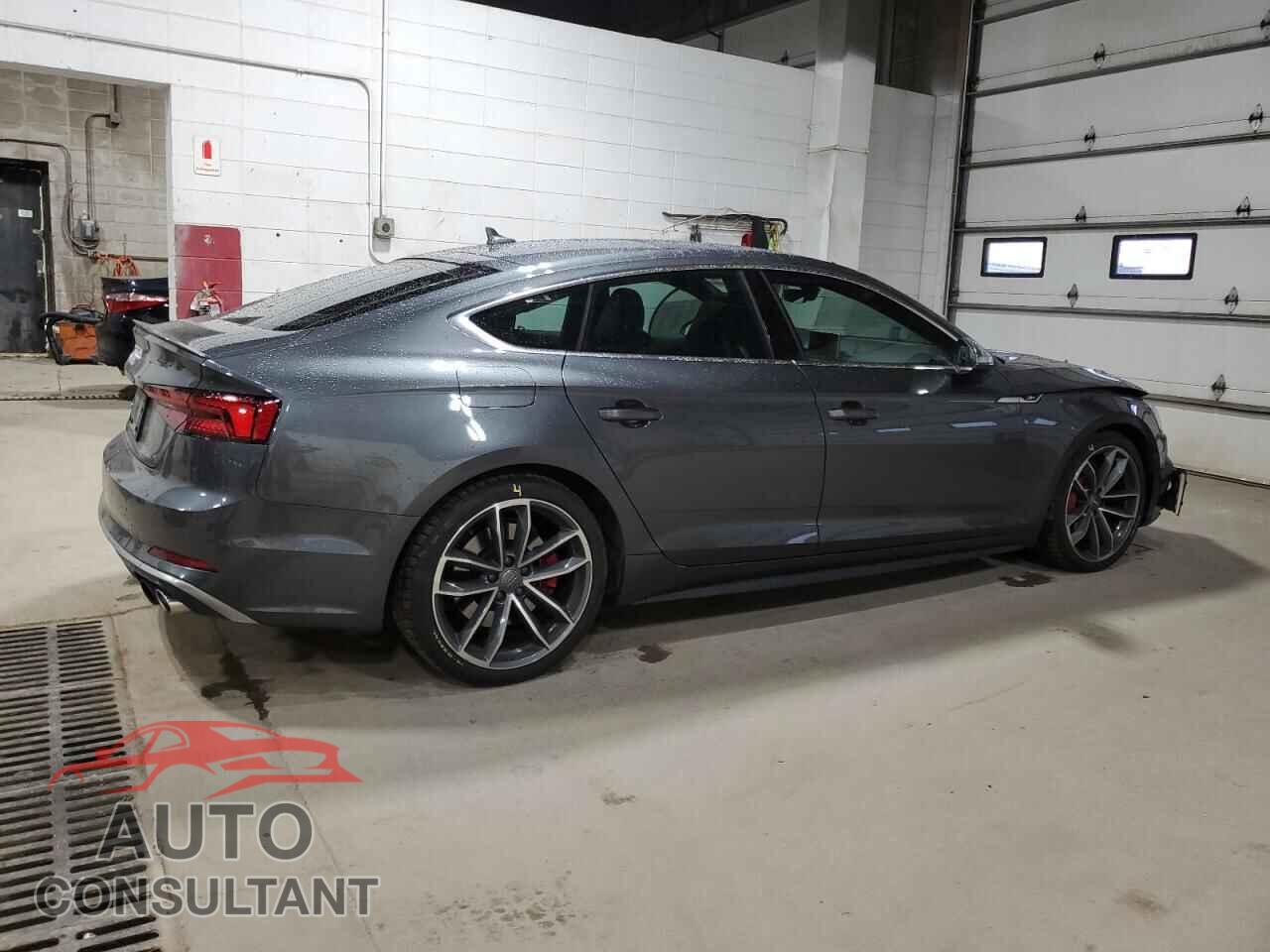 AUDI S5/RS5 2018 - WAUC4CF52JA087382